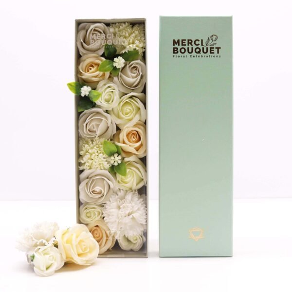 Luxurious floral silk roses with greenery in a white box, perfect for gifts or special occasions. Disposable and beautiful artificial flowers designed for lasting elegance.