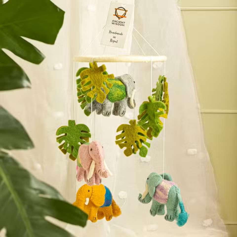 Handmade Felt Mobiles: A Beautiful Alternative to Plastic